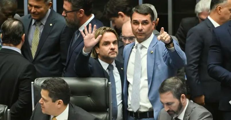Congresso Nacional em sessão de votação de vetos presidenciais