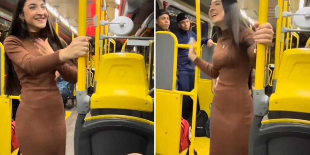 Jovem orando e evangelizando passageiros em um ônibus no Paraná
