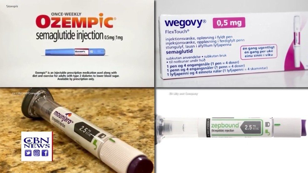 Médico em consulta analisando dados de paciente em tablet, simbolizando acompanhamento médico no tratamento de obesidade.