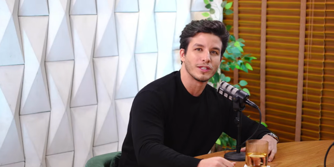 Ricky Tavares em momento de oração e reflexão espiritual