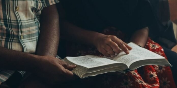 Perseguição religiosa na Índia: Famílias cristãs sem acesso a água Famílias cristãs Adivasis privadas de água em Chhattisgarh, Índia, em meio à perseguição religiosa