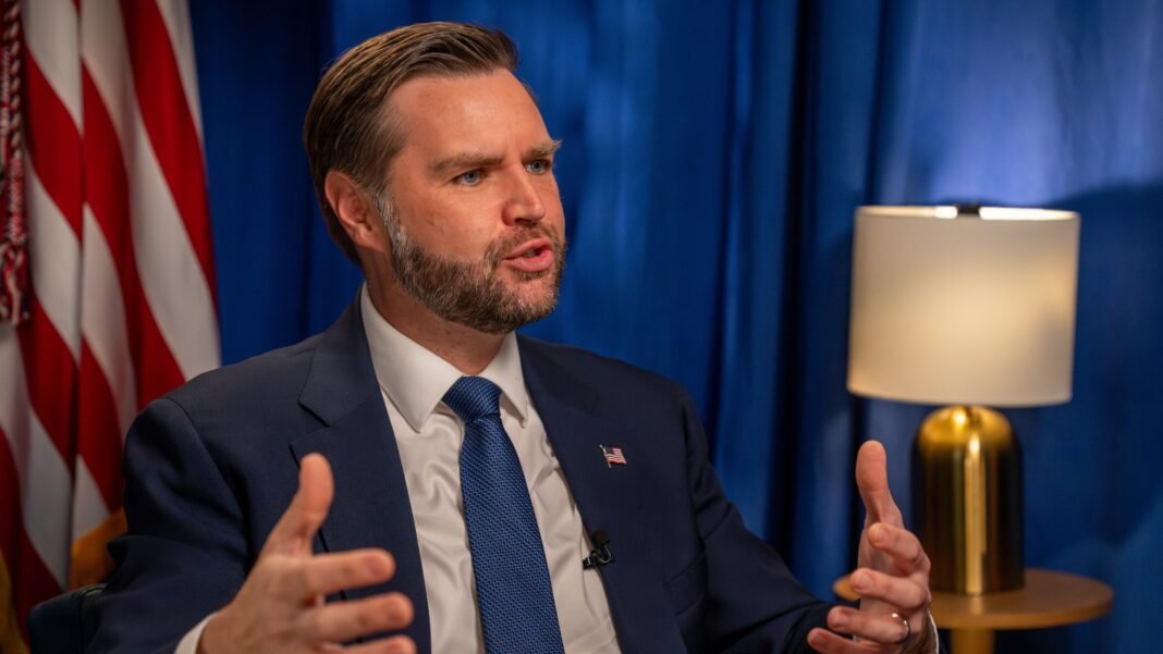 Vice-presidente JD Vance em entrevista à CBN News