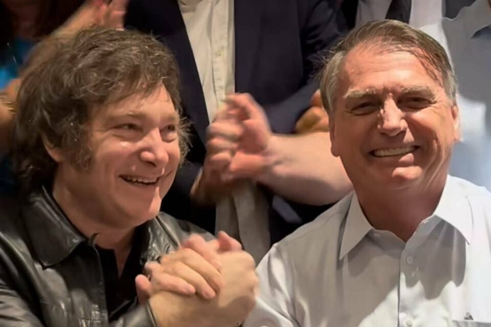 Presidente argentino Javier Milei encontra o ex-presidente brasileiro Jair Bolsonaro