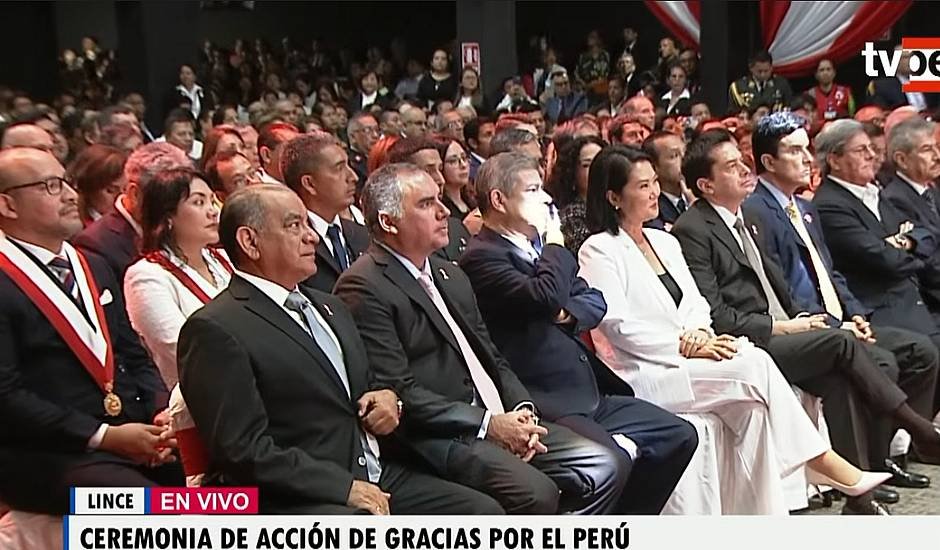 Keiko Fujimori em cerimônia de Ação de Graças