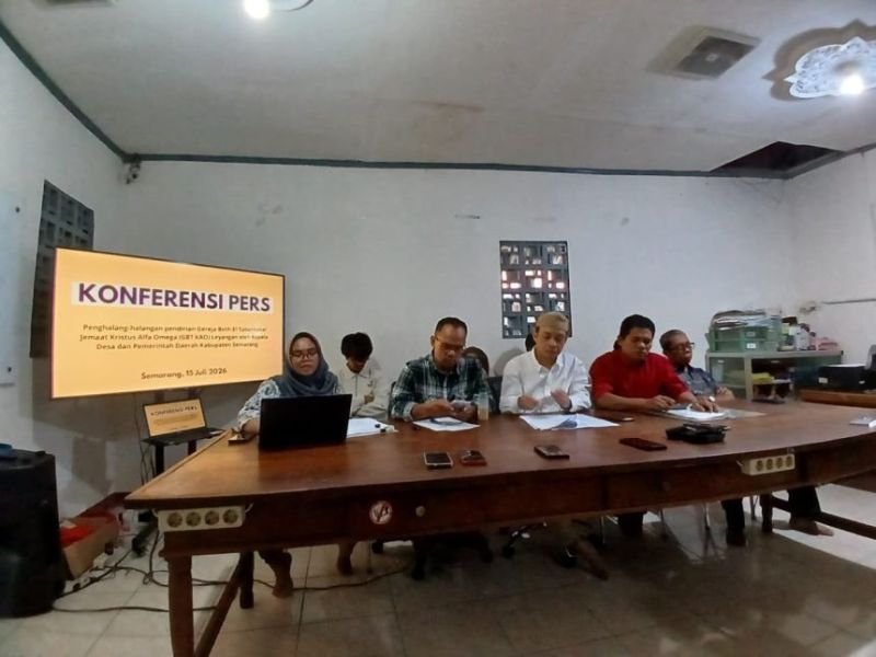 Igreja em construção na Indonésia enfrentando atrasos e denúncias
