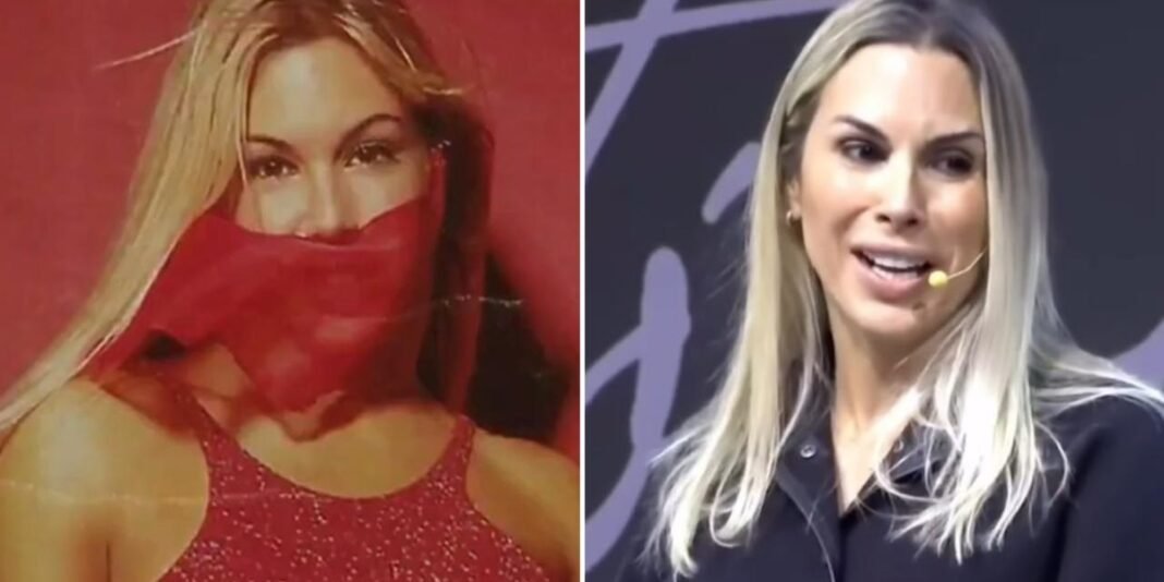 Joana Prado falando em um evento religioso com semblante emocionado.