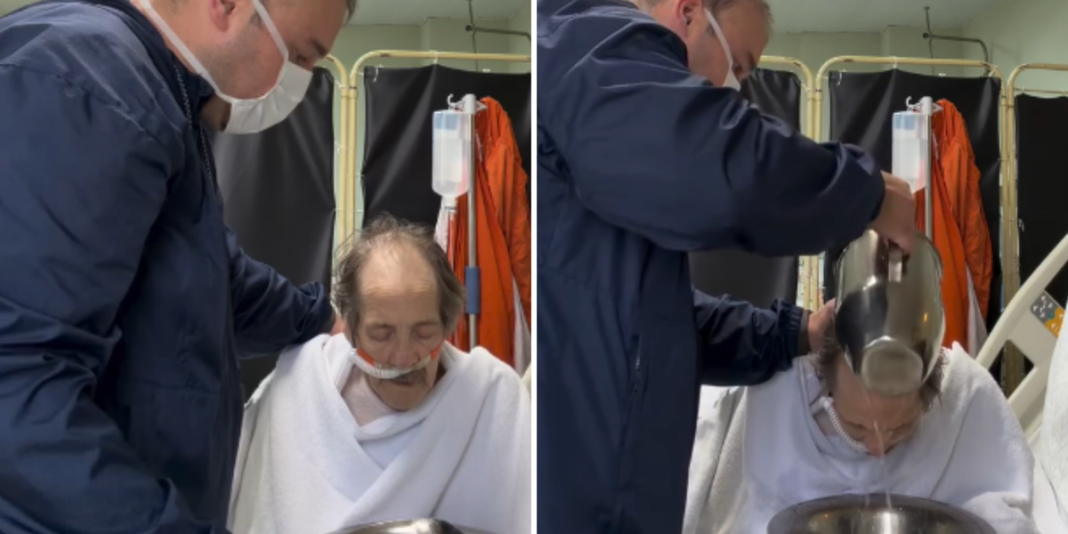 Pastor realiza batismo de paciente em leito hospitalar