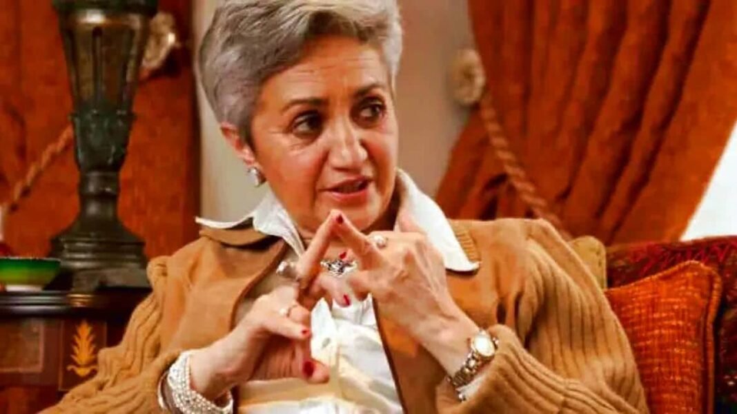 Ilva Myriam Hoyos Castañeda, nova Ministra da Educação da Colômbia, em seu escritório.