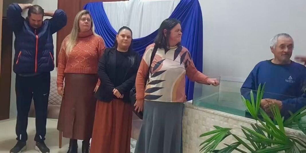 Batismo cristão em igreja adventista