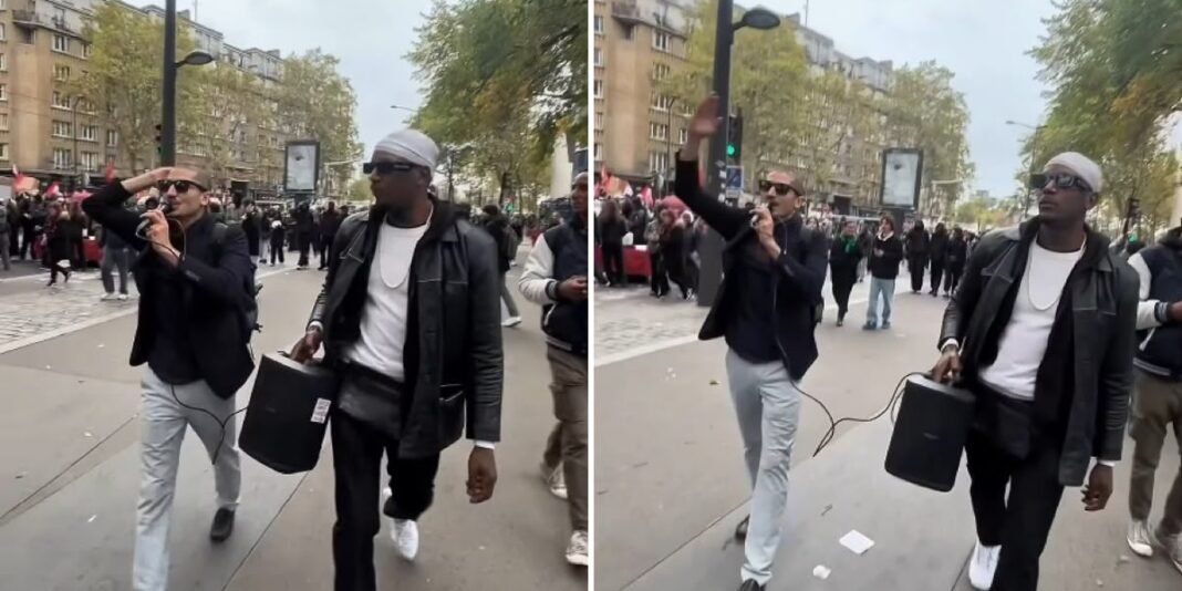 Evangelistas pregando em rua de Paris durante manifestações