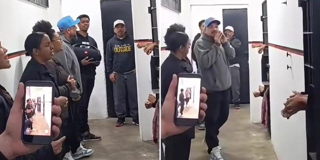 Mano Reco ministrando o evangelho em ambiente prisional.
